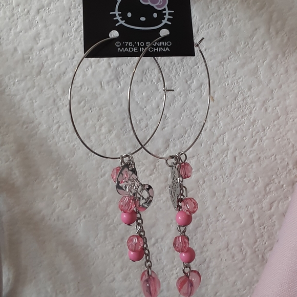 Sanrio "Hello Kitty" theme sterling silver jewelry - Picture 5 of 12